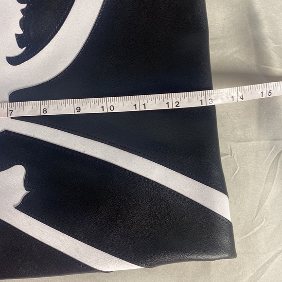 NWT Transversion Tote, Black Vinyl, Expandable Drawstring Top - Picture 8 of 10